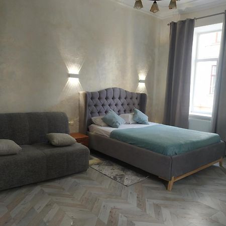 Апартаменти З Виглядом На Історичний Центр Львова Extérieur photo